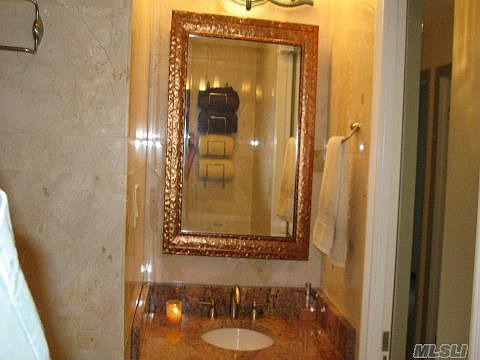 5th image of 66 Clymer St