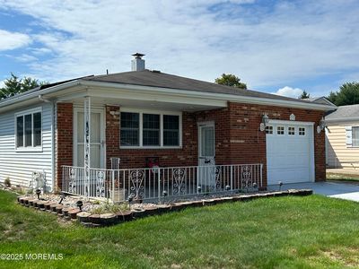 10 Aztec Court, Toms River, NJ, 08757