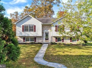 11 Yorktowne Ct, Littlestown, PA 17340