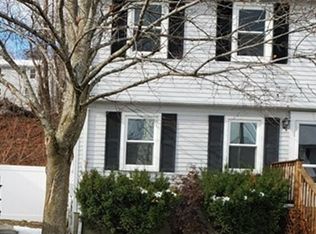 28 Catalpa Cir, Worcester, MA 01603