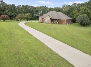 51 Bell Acres Ln, Winchester, TN 37398