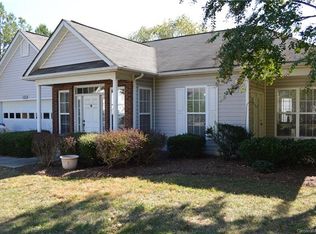 10221 Leaning Tree Dr, Charlotte, NC 28213
