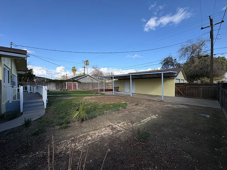 1424 18th Ave — Photo 33