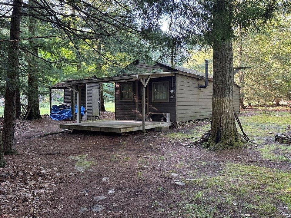 1st image of 992 Ames Cir