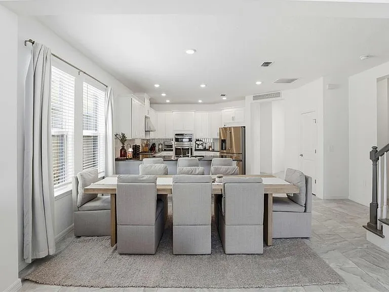 5268 Kildare Pl — Photo 7