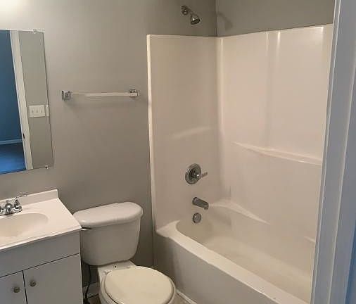 5th image of 110 Monarch Ln