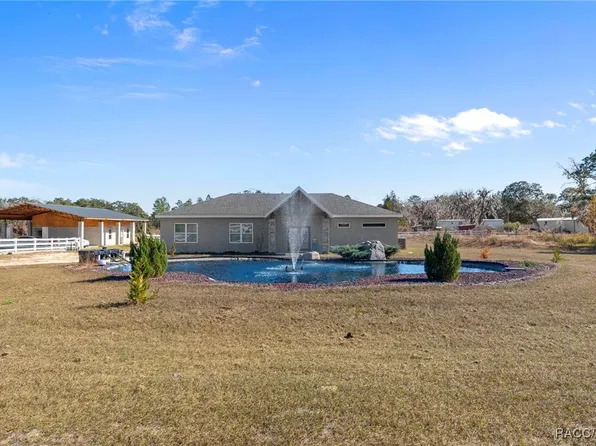 5715 S Gray Oak Ter, Lecanto, FL 34461