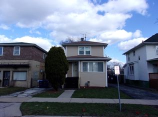 1215 S 17th Ave, Maywood, IL 60153