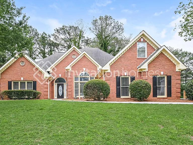 2025 Fairway Close Ter — Photo 1