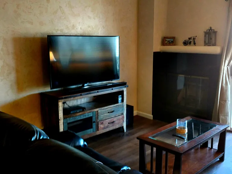 998 W Beaver Creek Blvd — Photo 2