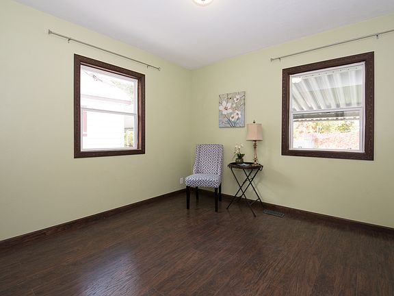 5th image of 247 E Kelsey Ave