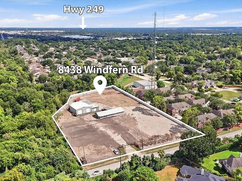 3 bed, 1.5 bath, 8500 sqft, $16,850 — Photo 3
