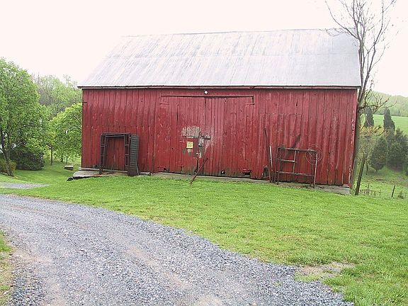 5th image of 10701 Dorcus Rd