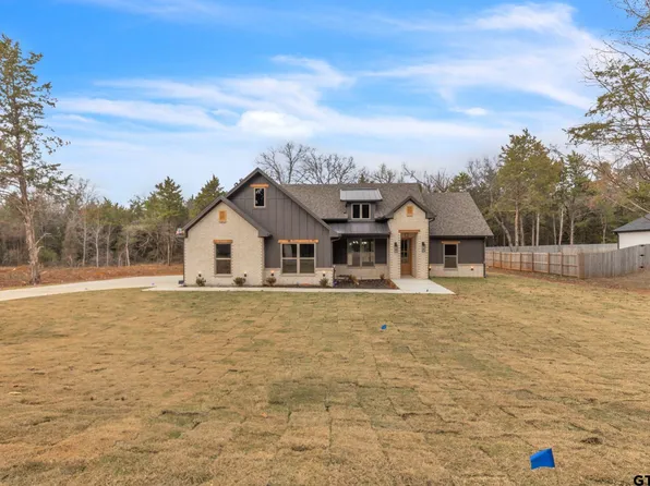 19446 Cedarpark Pl, Lindale, TX 75771