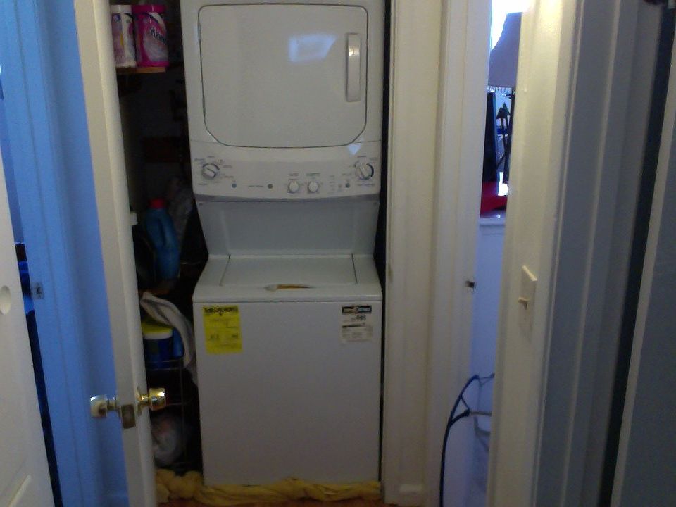 2nd image of 1401 N Sycamore Blvd