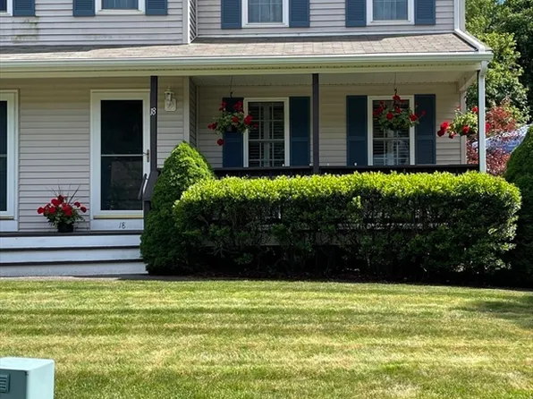 18 Leilo Dr Unit 18, Middleboro, MA 02346