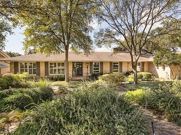 Front of this one story home.