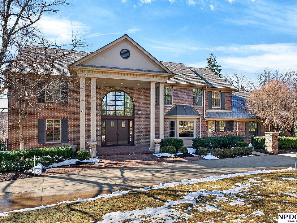 1st image of 206 Fairacres Rd