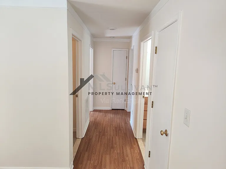 308 Lakeshore Dr — Photo 7