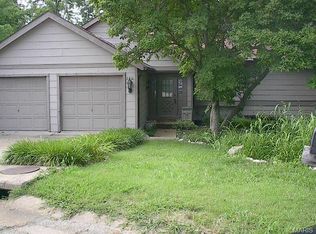 220 Walden Ct, Eureka, MO 63025