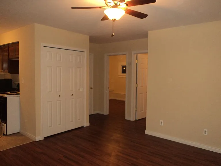 6463 Willow Rd — Photo 8