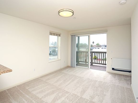 3rd image of 1804 Mission St Unit 202