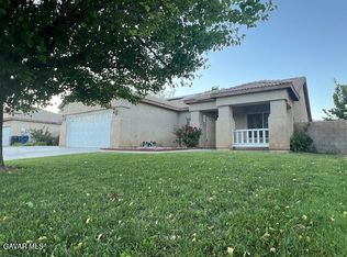 2037 W Avenue H-6, Lancaster, CA