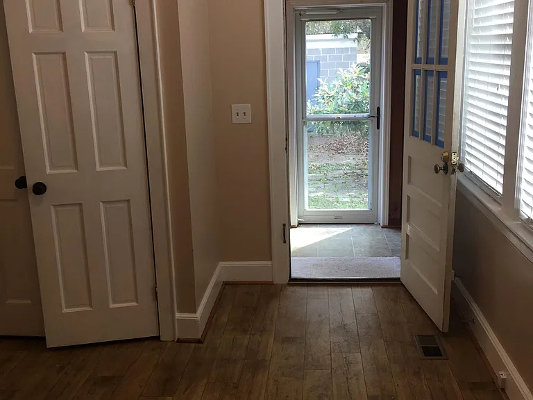 1212 Anthony Ave — Photo 17