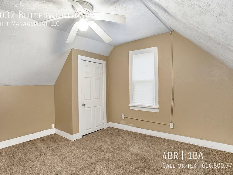 1032 Butterworth St SW — Photo 9
