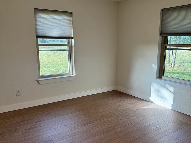 3035 Spring Valley Rd — Photo 10