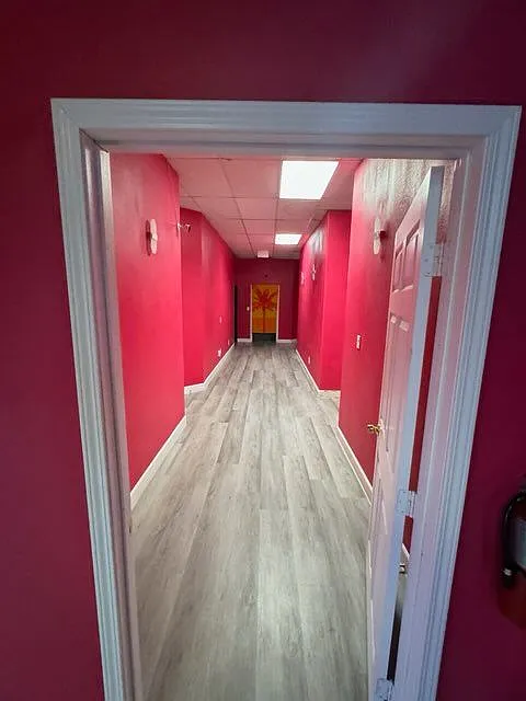 Studio, 1.0 bath, 3200 sqft, $5,000 — Photo 4