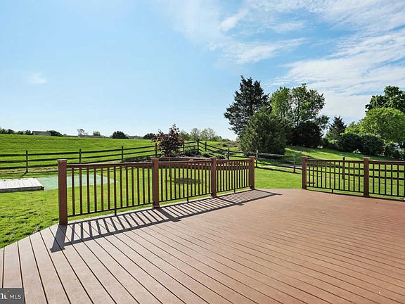 3rd image of 14990 Molly Pitcher Hwy