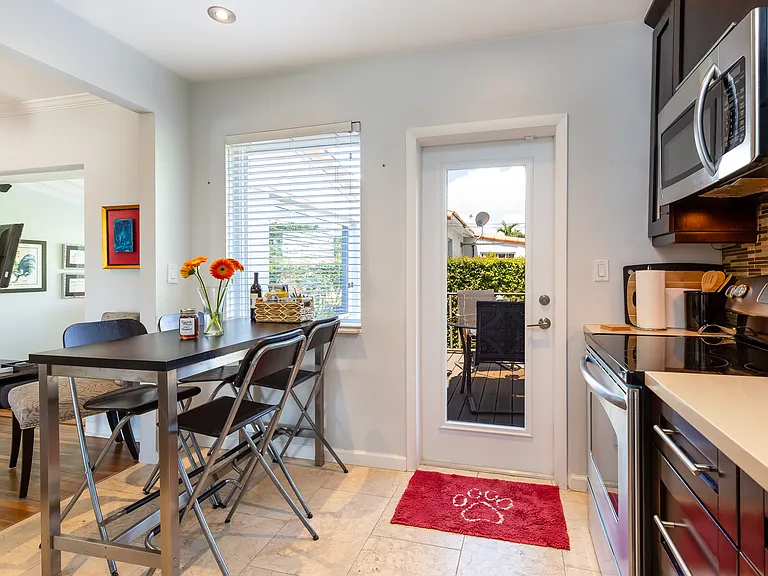 1810 SW 32nd Ct — Photo 14