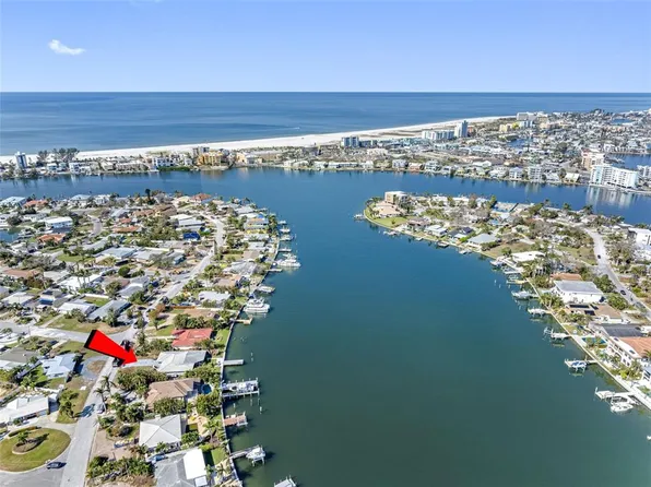 10240 Tarpon Dr, Treasure Island, FL 33706