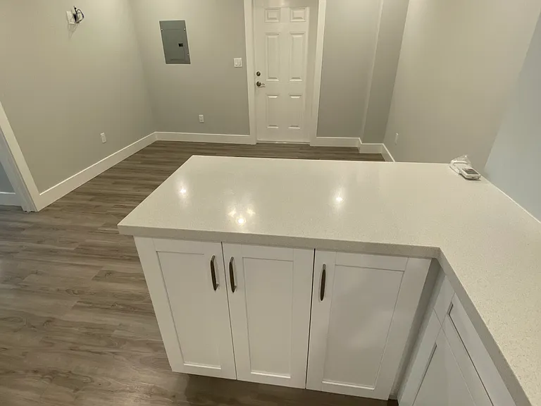 13 Ed Swift Rd #B — Photo 7