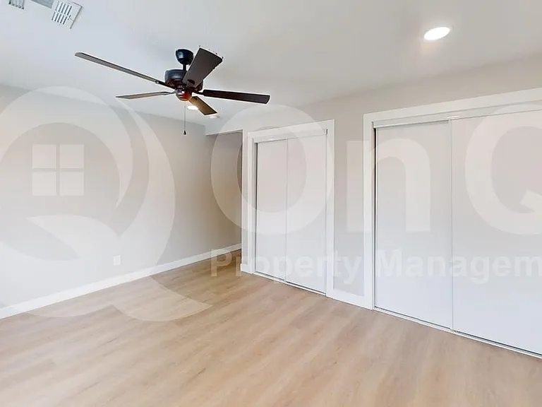 9459 N 64th Dr — Photo 12
