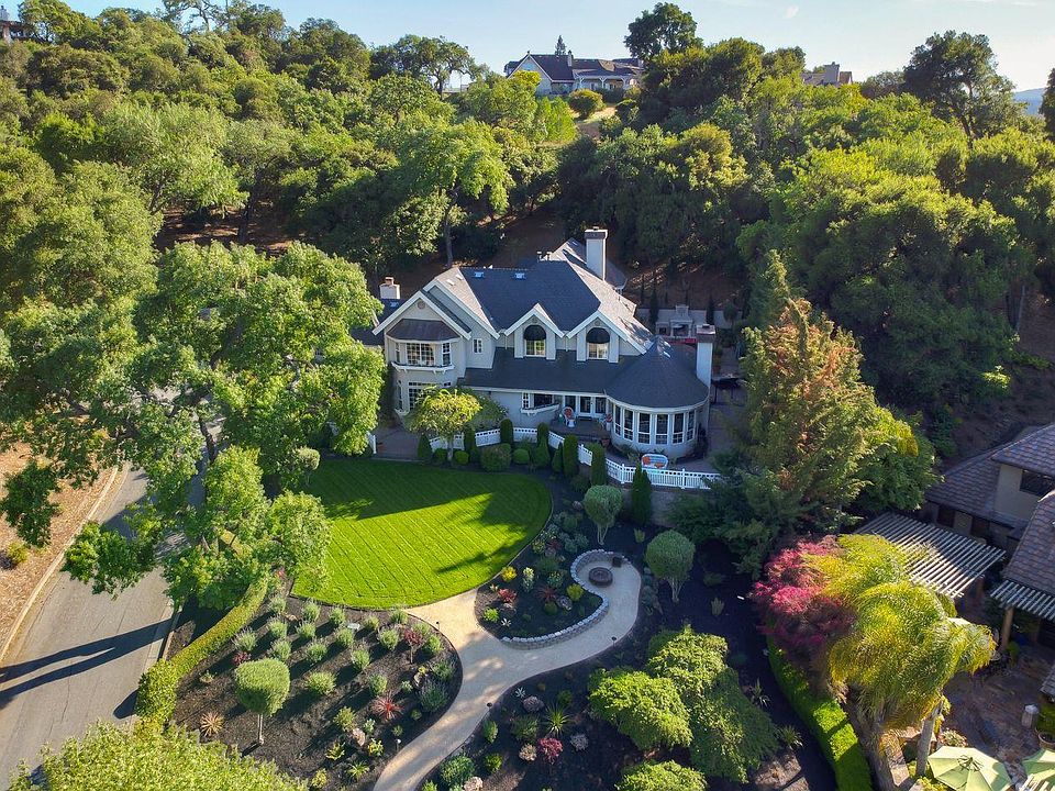 1st image of 440 Atherton Way