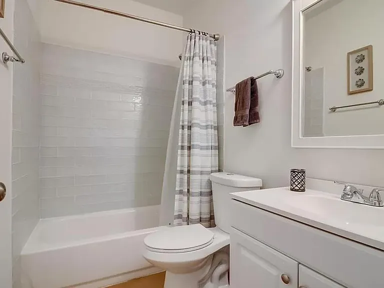 947 N Ormewood Park Dr SE #B — Photo 5