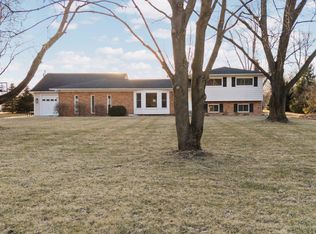 8128 Stoneham Dr, Ypsilanti, MI