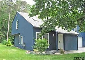 1st image of 132 Arrow Wood Pl
