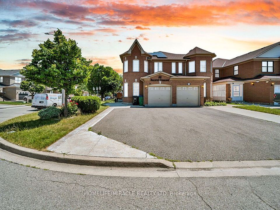1st image of 55 Secord Cres