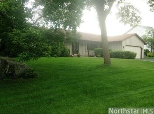 10017 Zinran Rd S, Minneapolis, MN 55438