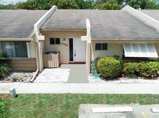 2309 N 37th Ave, Hollywood, FL 33021