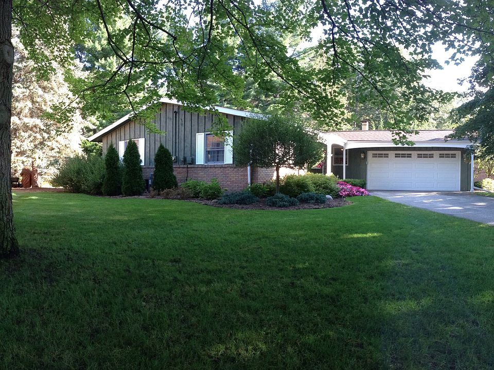 1st image of 5944 Birchcrest Dr