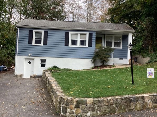 30 Rochambeau Rd