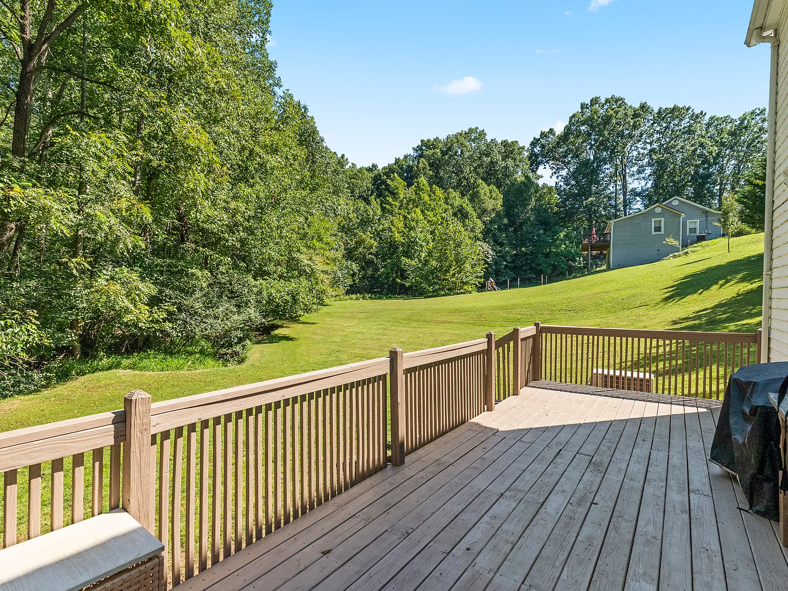 3 bed, 1.5 bath, 1344 sqft, $1,545 — Photo 4