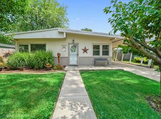 18733 Henry St, Lansing, IL 60438