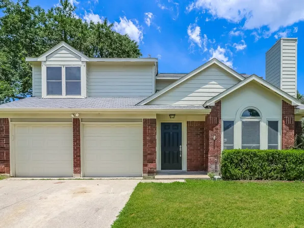 3645 Fairview Dr, Corinth, TX 76210