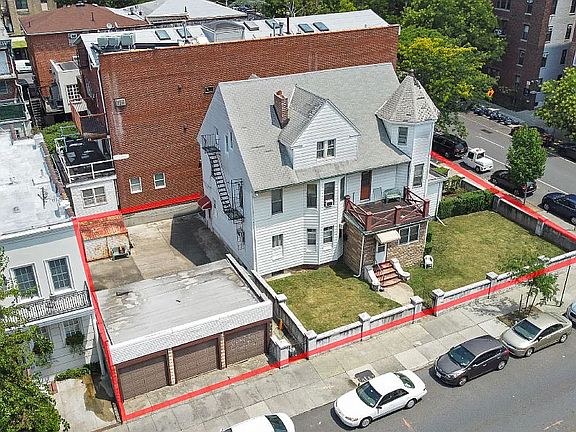2nd image of 5622 14th Ave