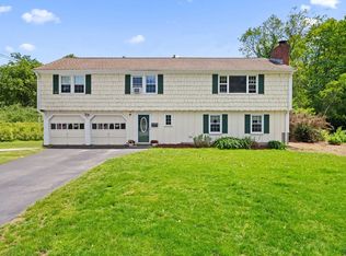 33 Knight Rd, Framingham, MA 01701
